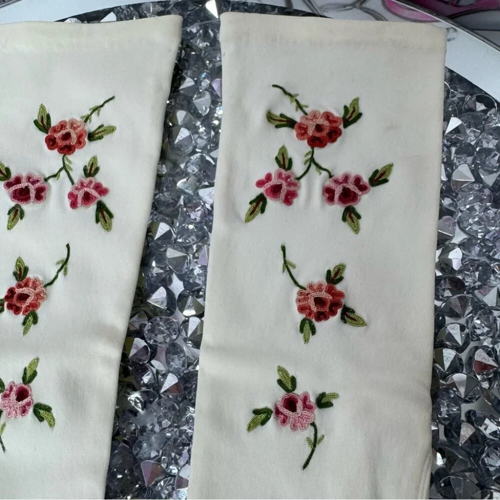 1950s cream mid-length gloves with embroidered flowers made in france rare vtg